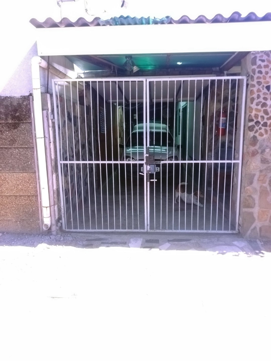 3 Bedroom Property for Sale in Groenheuwel Western Cape